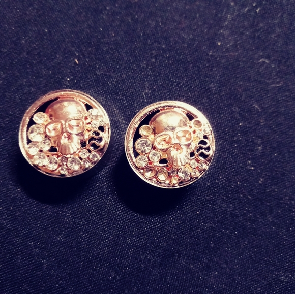 Diamond Skull Gauges - Picture 5 of 5